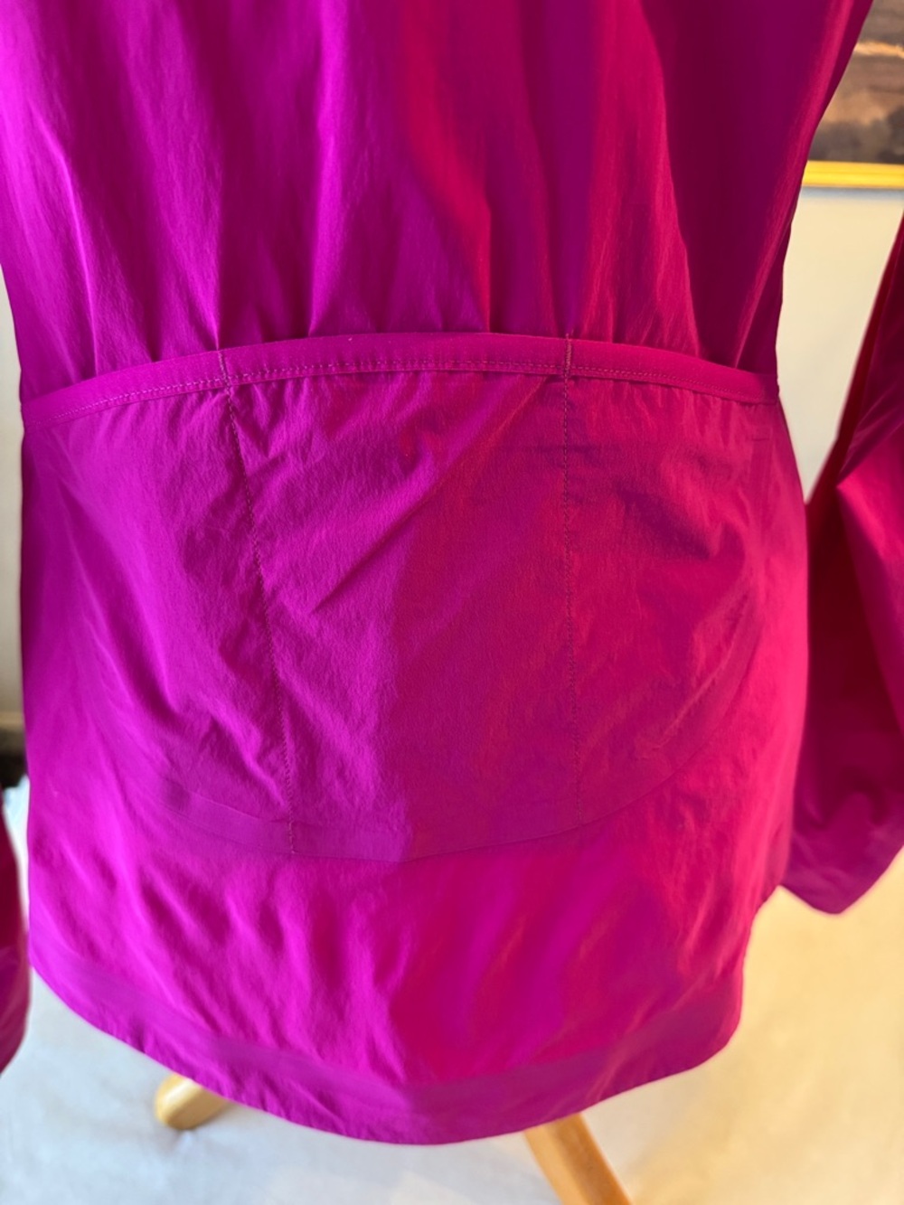 EUC! Lululemon Fast and Free Windbreaker
Ripened Raspberry, sz 8 - Picture 10 of 16
